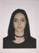 Официант. Незаконченное высшее образование (студент)