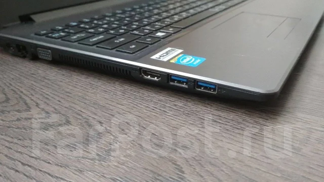 DEXP Aquilon. 15.6", 1,7����, ��� 8 ��, ���� 500���, WiFi: 1, Bluetooth: 1, ����������� �� 5��. ����