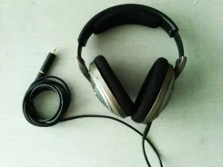 Sennheiser HD 518 ����