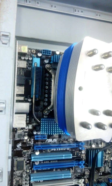 LGA1366 ����
