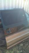 Дверь сдвижная. Nissan Caravan