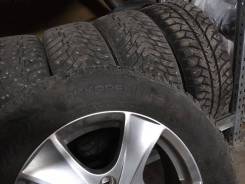 Nokian. Зимние, шипованные, 2016 год, 10 %, 5 шт