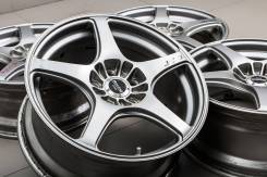 Enkei RP03. 7.0/8.0x17", 5x114.30, ET45/48