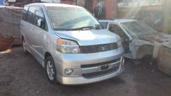 Toyota Voxy. AZR600057057, 1AZFSE