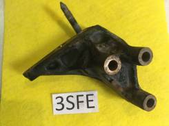 Кронштейн опоры двигателя. Toyota Vista, SV35, SV43 Toyota Camry, SV35, SV43 Двигатель 3SFE