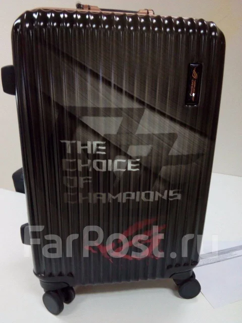 Asus ROG. 17.3", 3,6����, ��� 32 ��, ���� 256���, WiFi: 1, Bluetooth: 1, ����������� �� 2��. ����