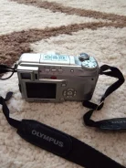 Olympus Camedia C-2000 Zoom. 20 � ����� ��, ���: 14� � �����. ��� ����� �� ������������ ����