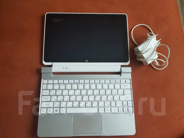 Acer Iconia Tab W510 ����