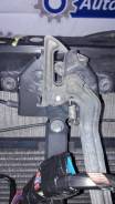 Замок капота. Toyota Ipsum, ACM21, ACM21W, ACM26, ACM26W Toyota Picnic, ACM20, ACM20R Toyota Picnic Verso, ACM20 Toyota Avensis Verso, ACM20 Двигатели...