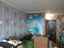 Гостинка, улица Горького 98. Второй поликлиники, частное лицо, 23 кв. м. Интерьер