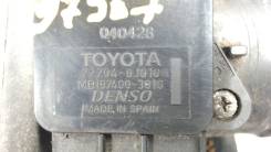 Измеритель потока воздуха (расходомер) Toyota Avensis 2 2003-2008