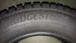 Bridgestone Ice Cruiser 7000S. Зимние, шипованные, 2018 год, без износа, 4 шт