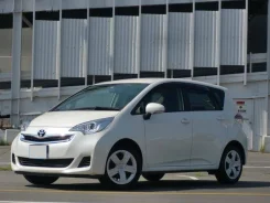 Toyota Ractis. ��������, 4wd, 1.5 (103��.�.), ������, 24 000����. ��. ��� ����� �� ������������ ����
