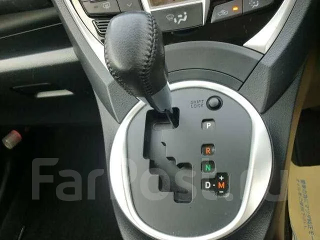 Toyota Ractis. ��������, 4wd, 1.5 (103��.�.), ������, 24 000����. ��. ��� ����� �� ������������ ����