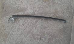 Направляющая стекла. Toyota Wish, ANE10, ANE10G, ANE11, ANE11W, ANE12, ZNE10, ZNE10G, ZNE14, ZNE14G Двигатели: 1AZFE, 1AZFSE, 1ZZFE