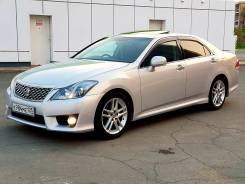 Toyota Crown. С водителем