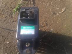 Реостат печки. Toyota Land Cruiser, KDJ90, KDJ95, VZJ90, VZJ95 Toyota Hilux Surf, KZN185, KZN185G, KZN185W, RZN185, RZN185W, VZN185, VZN185W Toyota La...