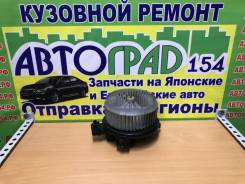 Мотор печки. Honda CR-V, RE3, RE4 Honda Stream, RN6, RN7, RN8, RN9 Honda Crossroad, RT1, RT2, RT3, RT4 Двигатели: K24Z1, K24Z4, N22A2, R20A1, R20A2