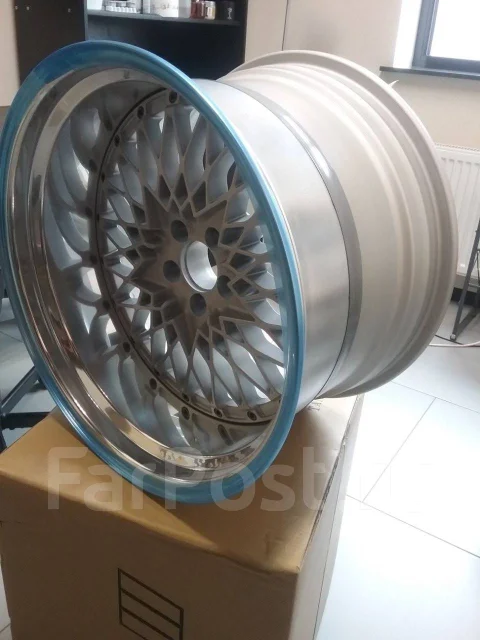 SSR Formula Mesh. 10.0x19", 5x100, 5x112, 5x114.3, 5x120, 5x130. ��� ����� �� ���������� ����