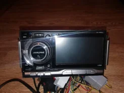 Alpine IXA-W404J ����