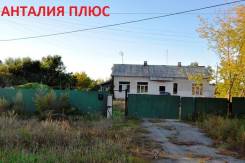 Продается кирпичный дом в п. Сиваковка!. Улица Советская 1, р-н п.Сиваковка, площадь дома 151 кв. м., скважина, электричество 30 кВт, отопление твердо...