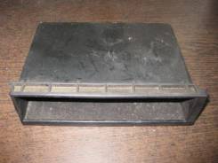 Бардачок. Audi Coupe Audi 80, 89/B3 Audi 90 Двигатели: 3A, 6A, 7A, AAD, AAH, AAR, ABC, ABK, ABM, ACE, ACZ, ADU, AFC, AKL, AMK, DZ, KV, NG, NM, AEC, AK...