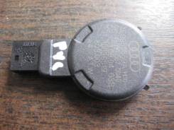 Датчик дождя. Audi: A8, A4, S6, S8, A6, S3, A3, S4, RS4 Двигатели: ASB, ASE, ASN, BBJ, BFL, BFM, BGK, BHT, BMC, BNG, BPK, BSB, BSM, BTE, BVJ, BVN, ALT...
