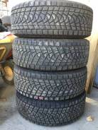 Bridgestone Blizzak DM-Z3. Зимние, без шипов, 2004 год, 30 %, 4 шт