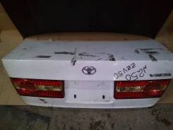 Крышка багажника. Toyota Vista, AZV50, AZV55, SV50, SV55, ZZV50 Toyota Vista Ardeo, AZV50, AZV50G, AZV55, AZV55G, SV50, SV50G, SV55, SV55G, ZZV50, ZZV...