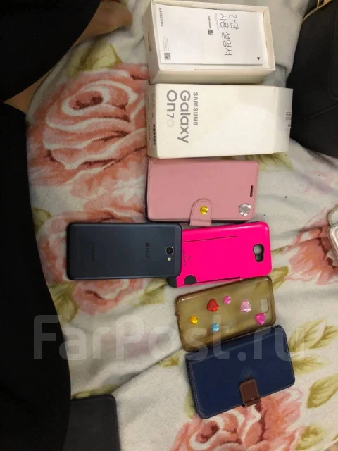 Samsung Galaxy On7. �/�, ������, 4G LTE ����