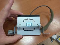 Антенна навигации. Toyota Avensis, ADT250, ADT251, AZT250, AZT250L, AZT250W, AZT251, AZT251L, AZT251W, AZT255, AZT255W, CDT250, ZZT250, ZZT251, ZZT251...