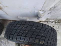 Bridgestone. Зимние, без шипов, 2013 год, 5 %, 4 шт