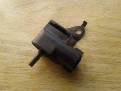 Датчик абсолютного давления. Toyota Lite Ace, CR22, CR22G, CR27, CR27V, CR29, CR29G, CR31, CR31G, CR38, CR38G Toyota Town Ace, CR22, CR22G, CR27, CR27...