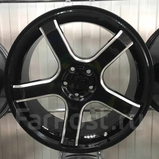 Touchdown. 8.0x18", 5x100, ET45, �� 73,1���. ����
