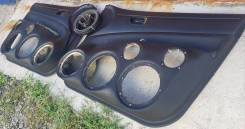 Обшивка двери. Toyota Prius, NHW20