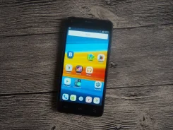 DEXP Ixion ES550 Soul 3 Pro. �/�, ������, 3G ����
