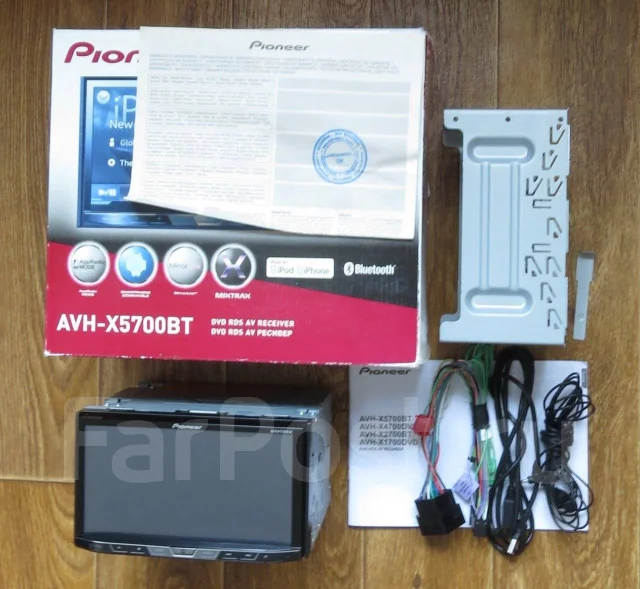 Pioneer AVH-X5700BT ����