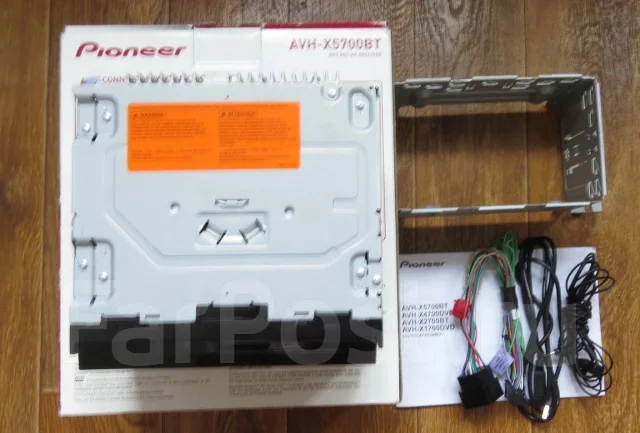 Pioneer AVH-X5700BT ����