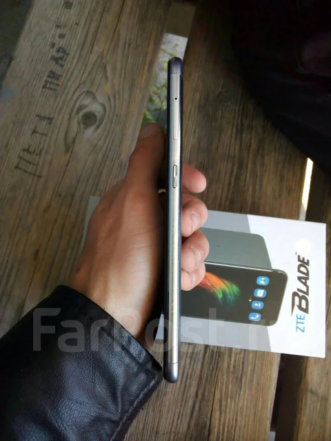 ZTE Blade V7. �/�, �����, 3G, 4G LTE, Dual-SIM ����