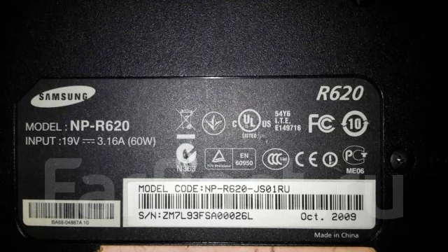 Samsung. 15.6", ��� 4 ��, ���� 500���, WiFi: 1, Bluetooth: 1 ����