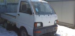 Кабина. Mitsubishi Minicab