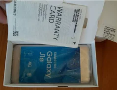 Samsung Galaxy J1. �/�