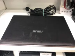 Asus K53S. 15.6", 2,5����, ��� 8 ��, ���� 500���, ����������� �� 2��. ����