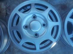 Suzuki. 4.0x12", ET35, ЦО 76,1 мм.