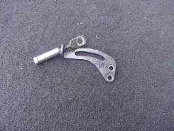 Крепление гидроусилителя. Nissan: Bluebird, Cedric, Laurel, Skyline, Crew, Leopard, Gloria, Cefiro, Stagea Двигатели: CA16S, CA18D, CA18S, CA18T, CA20...