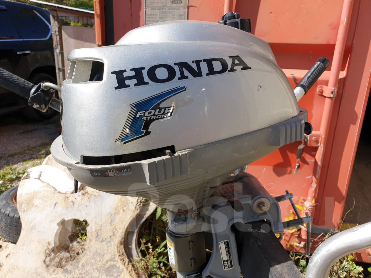 Купить бу лодочный мотор хонда. Фото лодочного мотора Хонда bf5a.