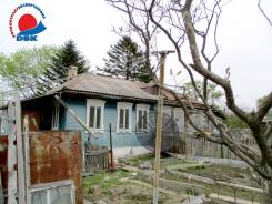 Продам 1/2 дома. Улица Гастелло 17, р-н Чуркин, площадь дома 36 кв. м., электричество 13 кВт, отопление твердотопливное, от агентства недвижимости (по...