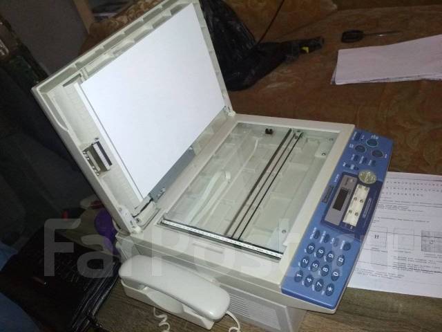 Продам лазерный МФУ Panasonic - Печатная техника во Владивостоке