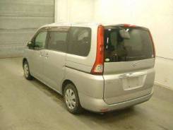 Nissan Serena. C25, MR20DE