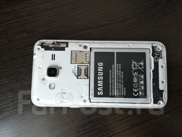 Samsung Galaxy J3 2016. �/�, �������, 3G, 4G LTE ����